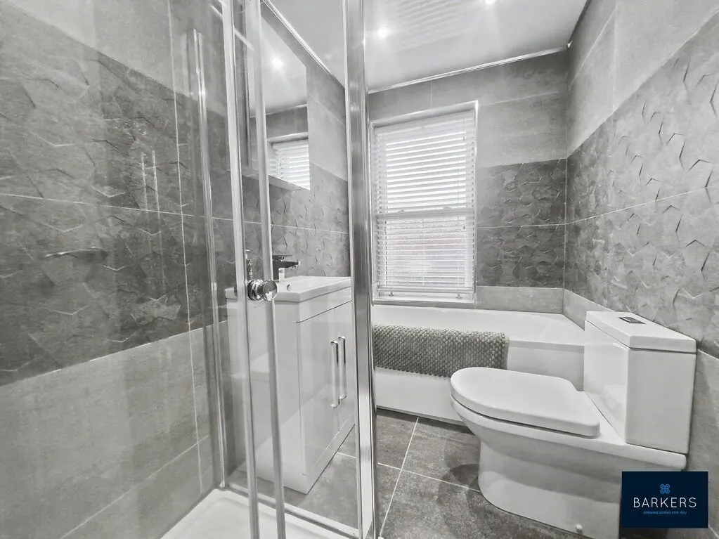 Vine Street, Cleckheaton, BD19, photo 14
