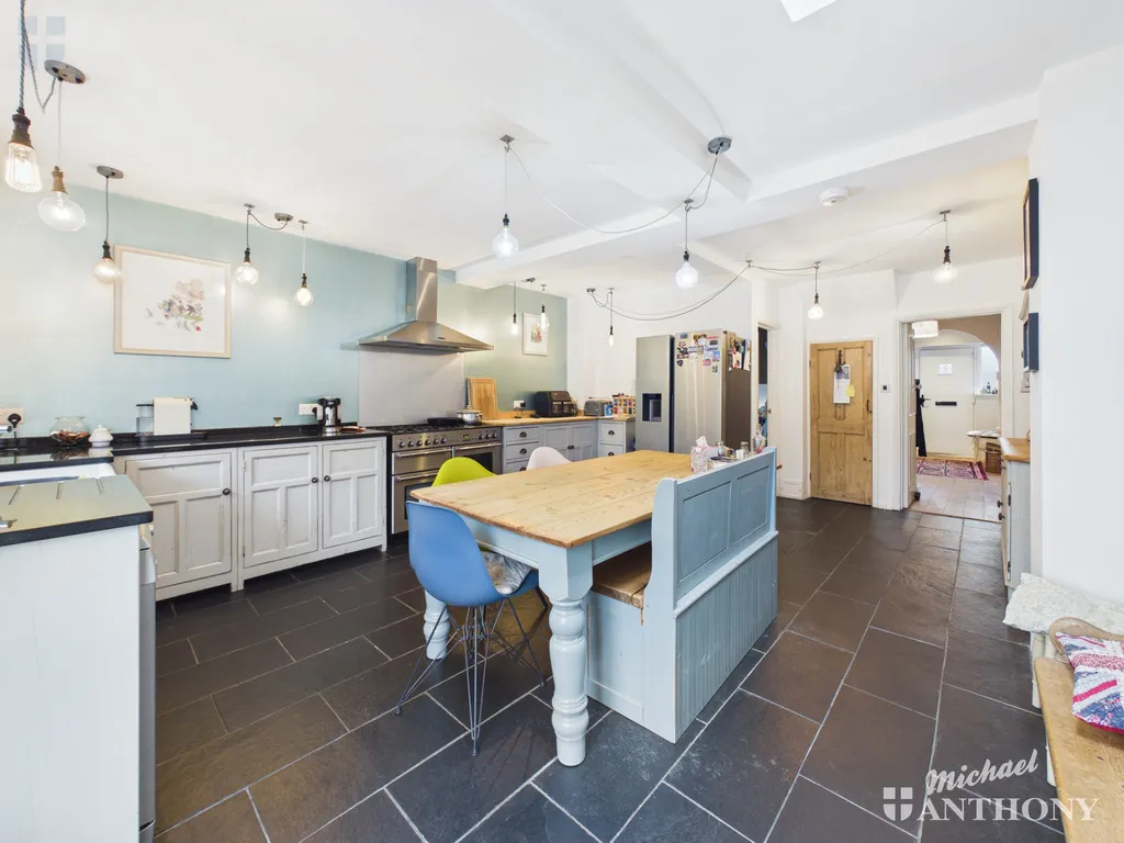Turnfurlong, Aylesbury, HP21 7PT, photo 16