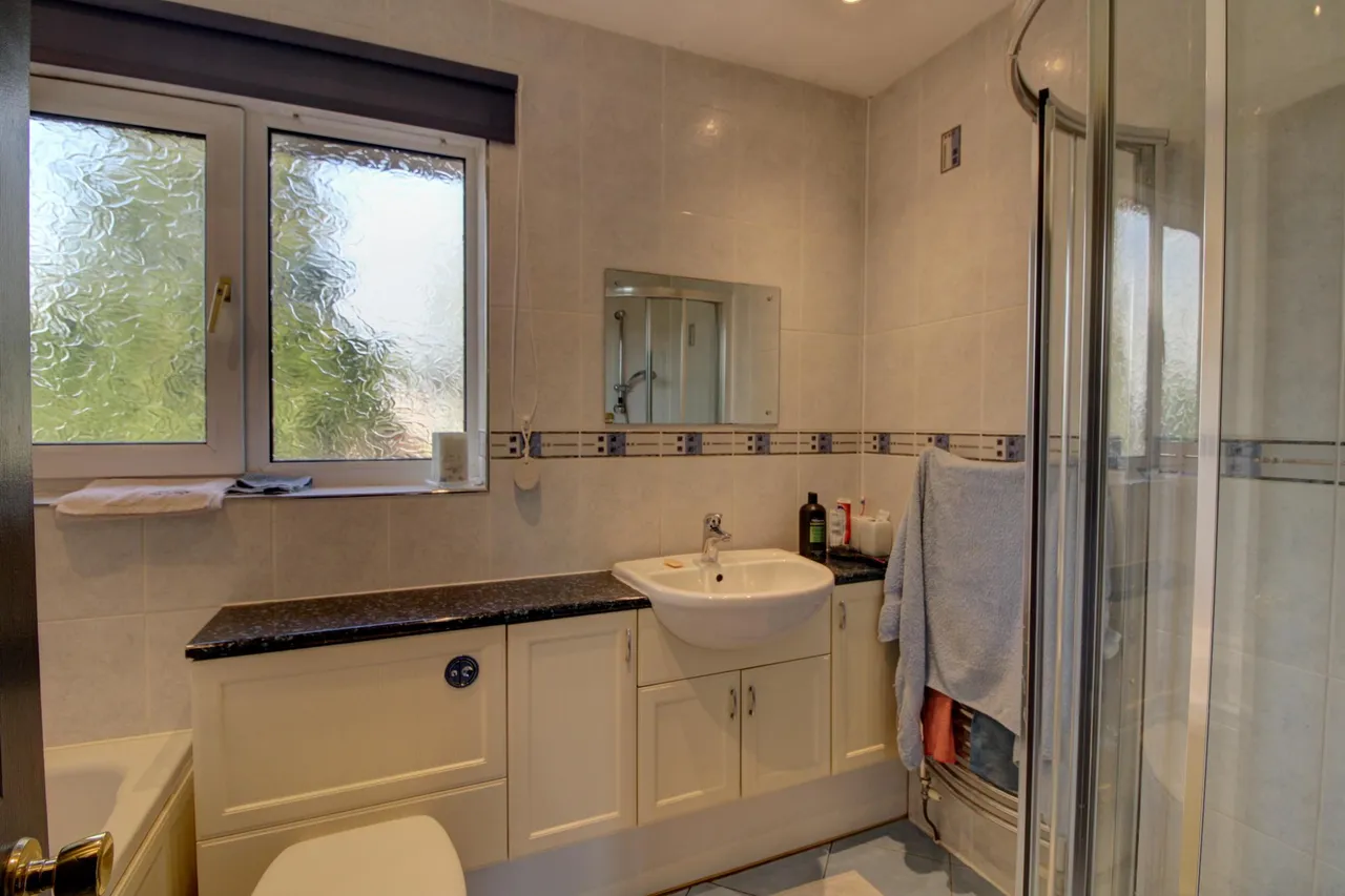 Abbott Clough Close, Blackburn, BB1, photo 13