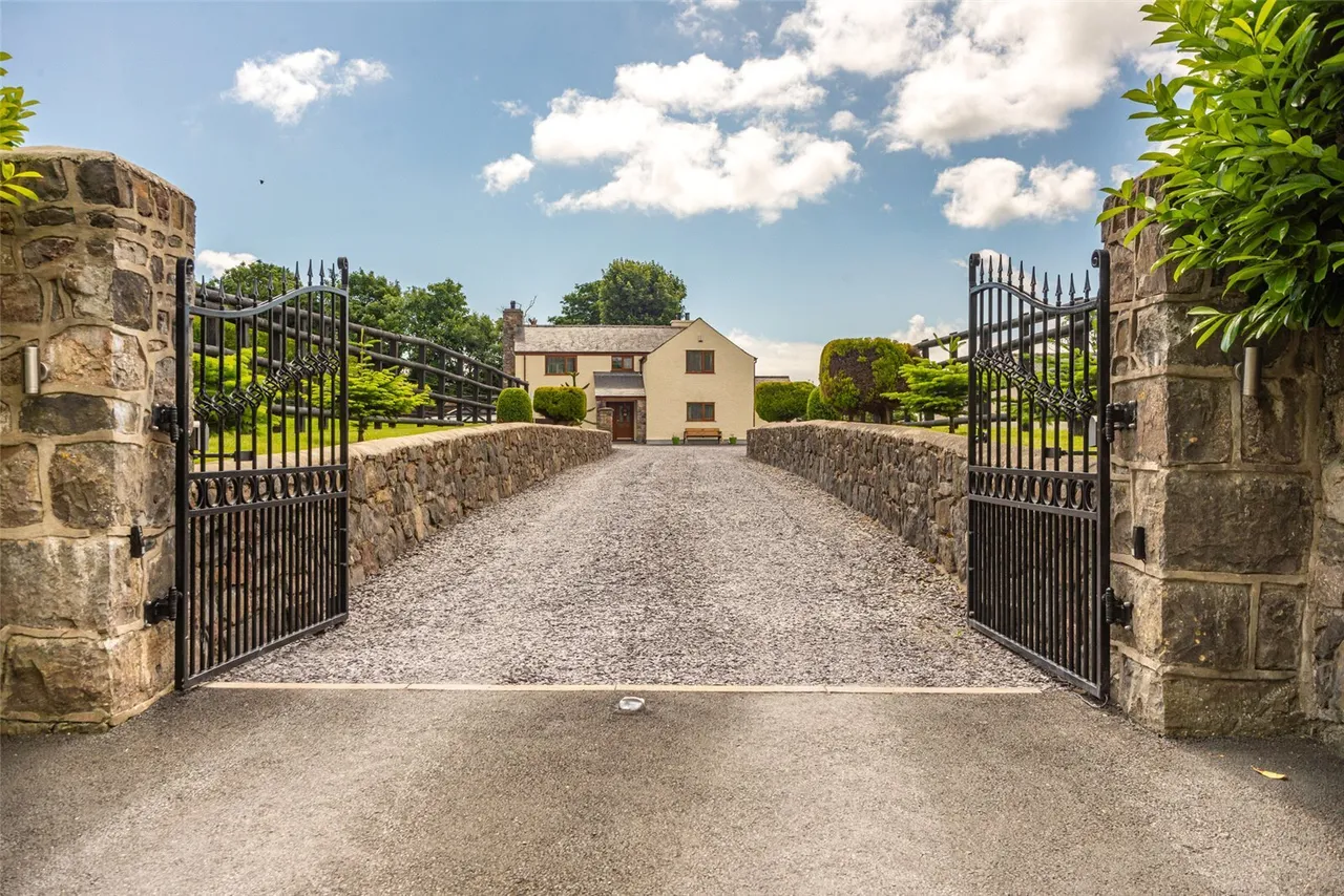 Brynsiencyn, Llanfairpwll, photo 25