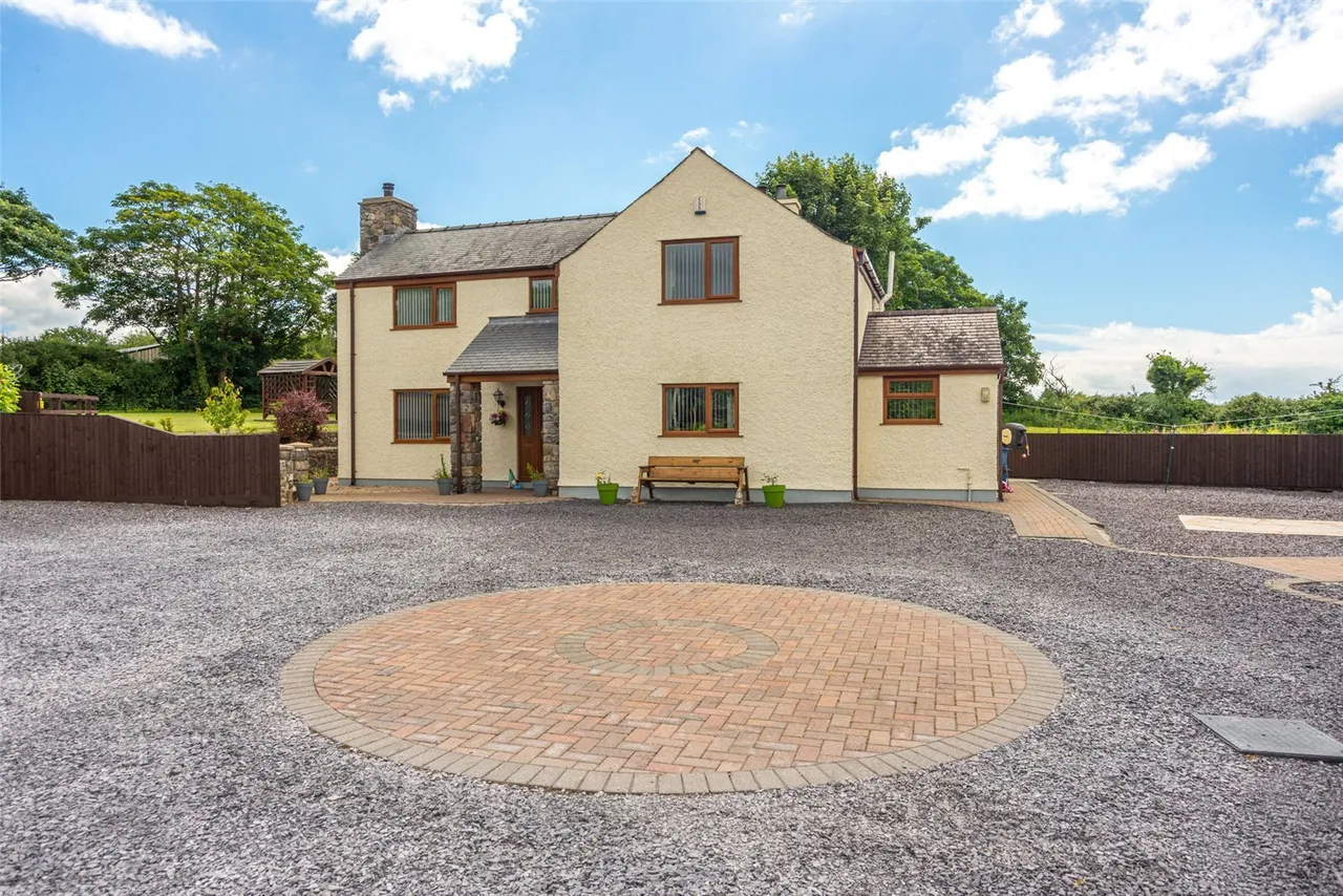 Brynsiencyn, Llanfairpwll, photo 6