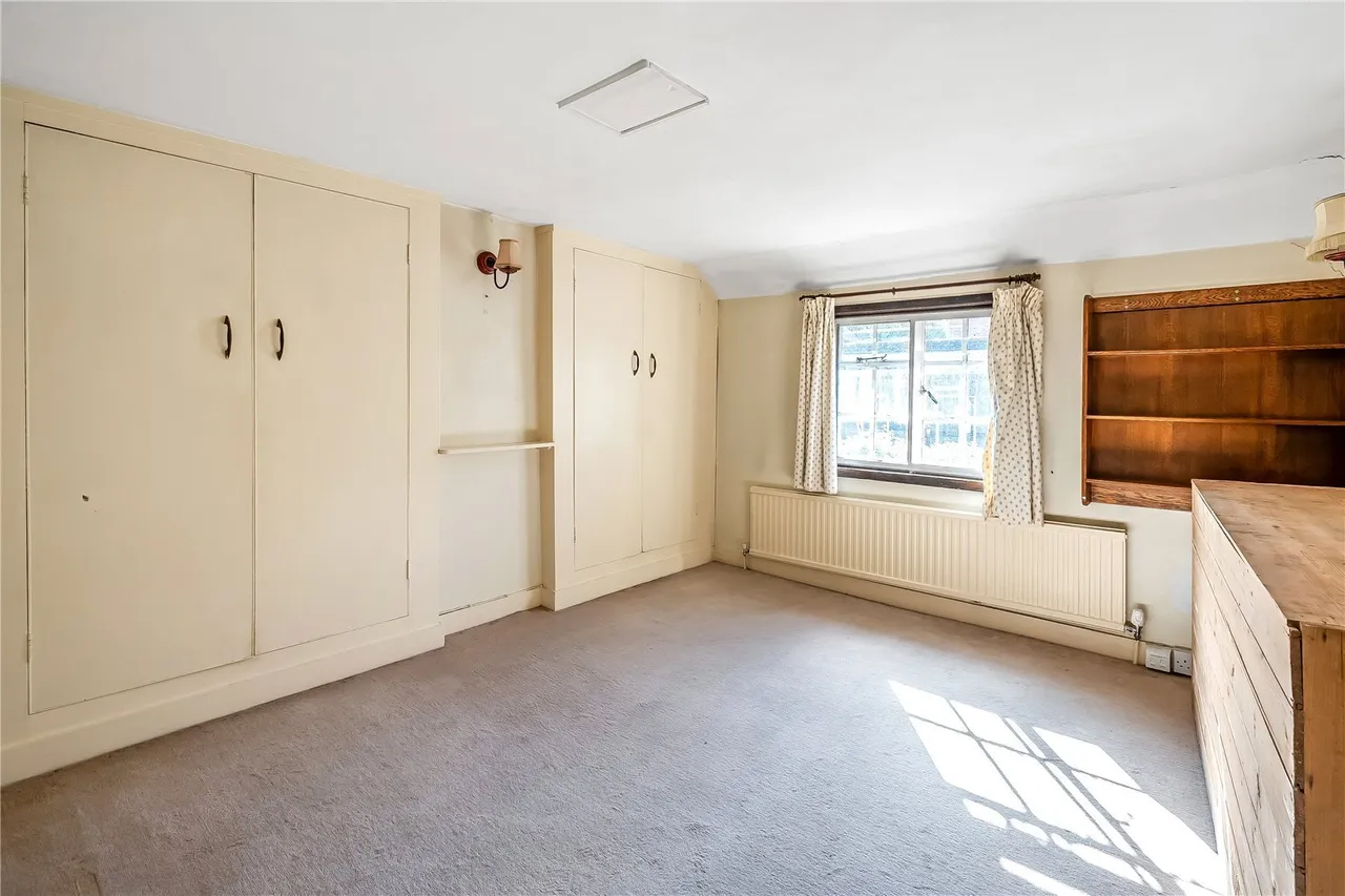 High Street, Limpsfield, RH8, photo 15