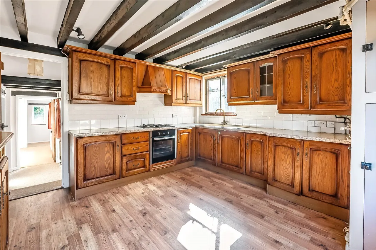 High Street, Limpsfield, RH8, photo 9