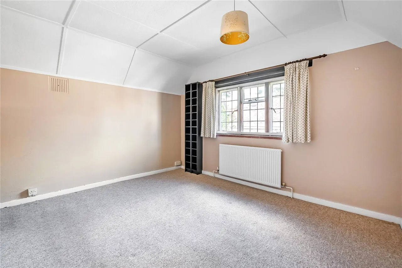 High Street, Limpsfield, RH8, photo 19