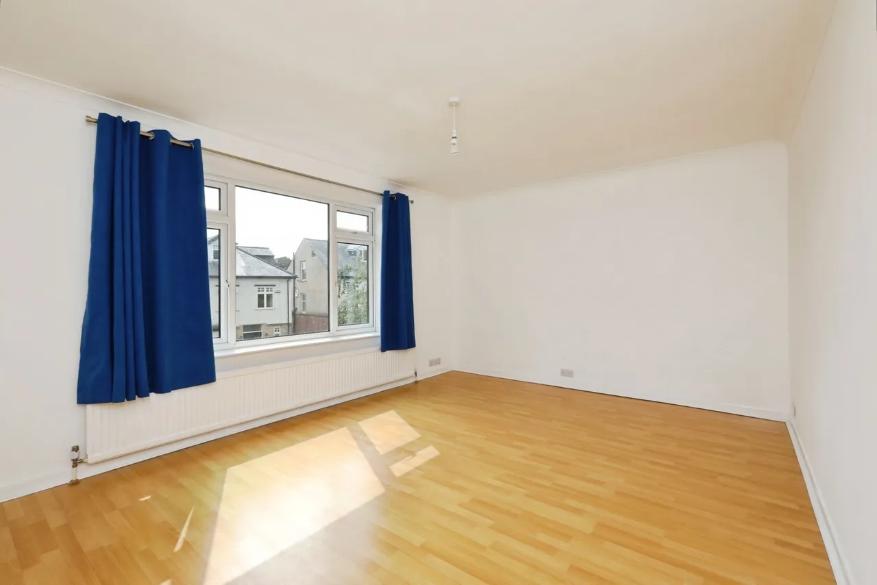 Crimicar Lane, Sheffield, S10, photo 9