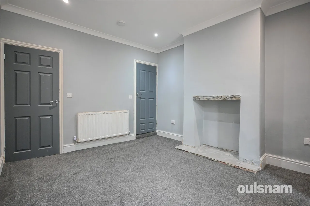 Hagley Road West, Bearwood, West Midlands, B67 5EZ, photo 6