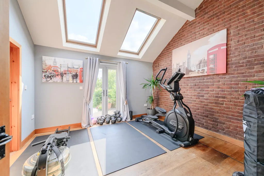 Belton Close, Whitchurch, photo 18