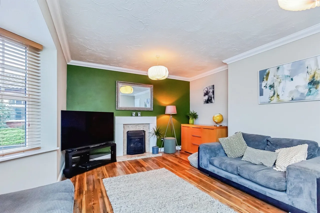 Holdenby Close, Market Harborough, LE16, photo 3