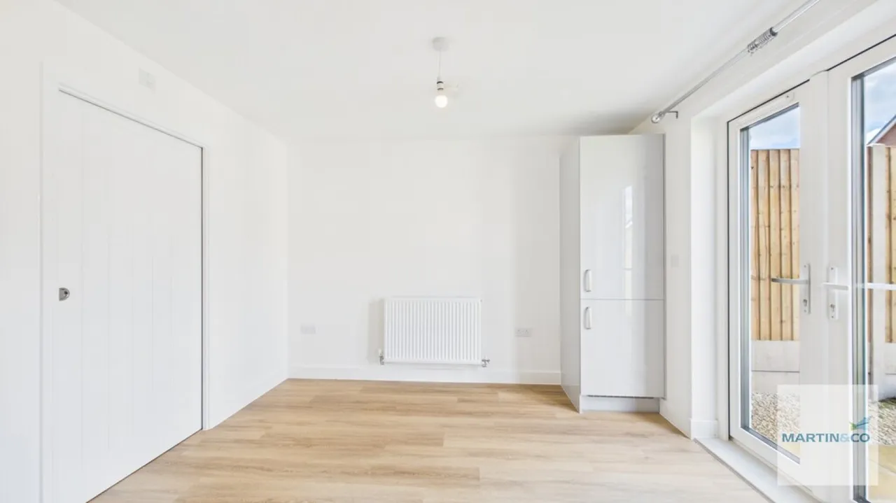 Watts Close, B75, photo 9