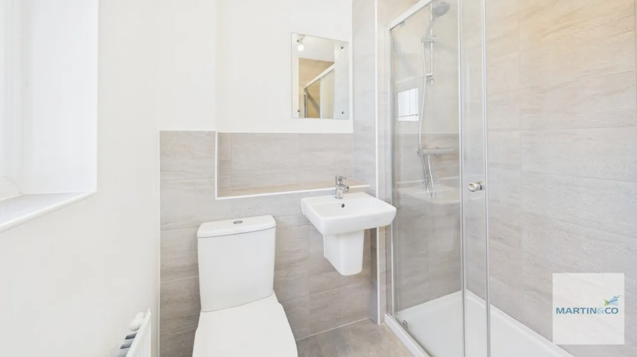 Watts Close, B75, photo 13