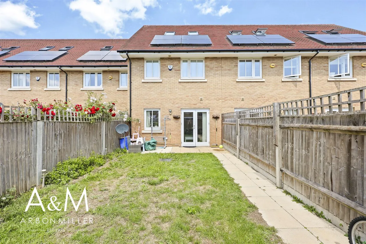 Rachel Close, Barkingside, Essex, Ilford, IG61GP, photo 19