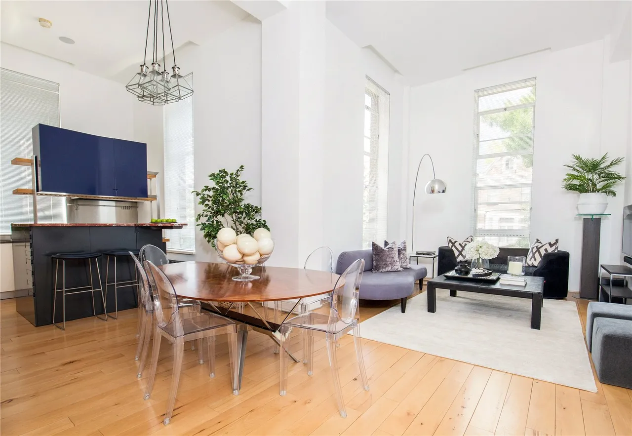 2 bed flat for sale — Hall Road, St John's Wood, London, NW8 9RF