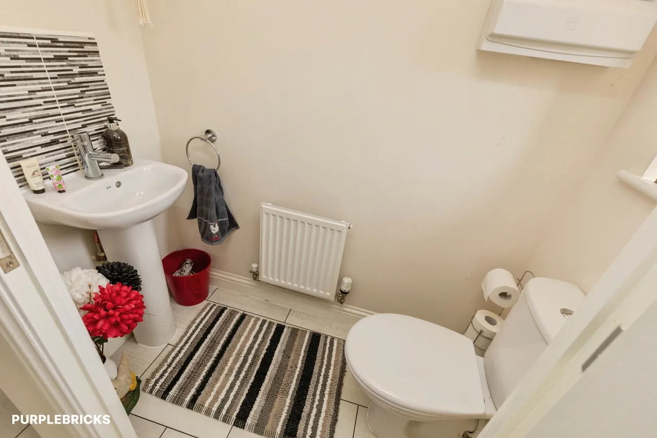 Hutton Close, Trowbridge, BA14, photo 7