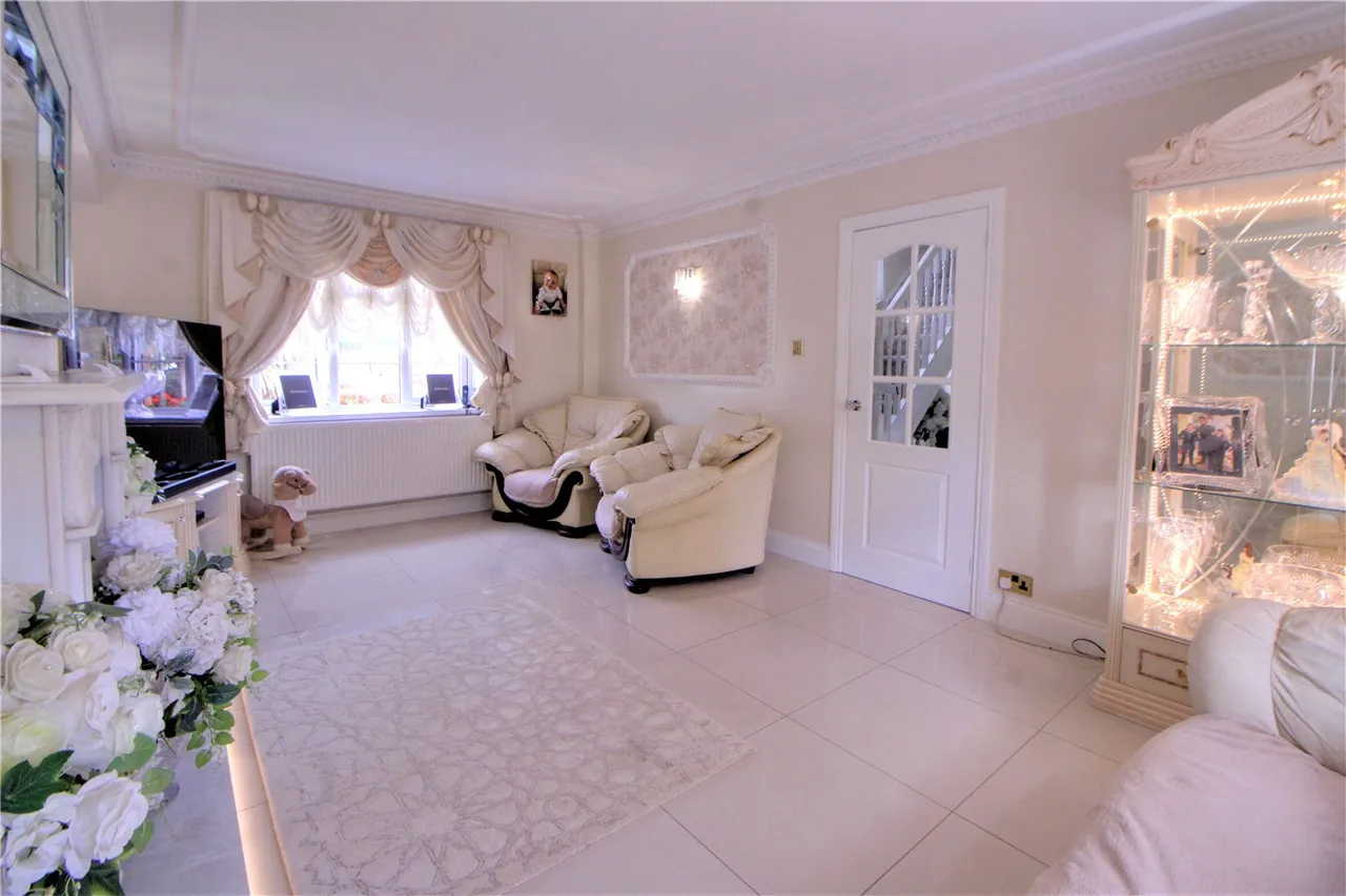 Winchester Road, Ash, Surrey, GU12 6SX, photo 16
