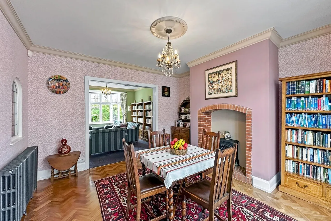 Hale Road, Hale, Cheshire WA15 8DL, photo 28