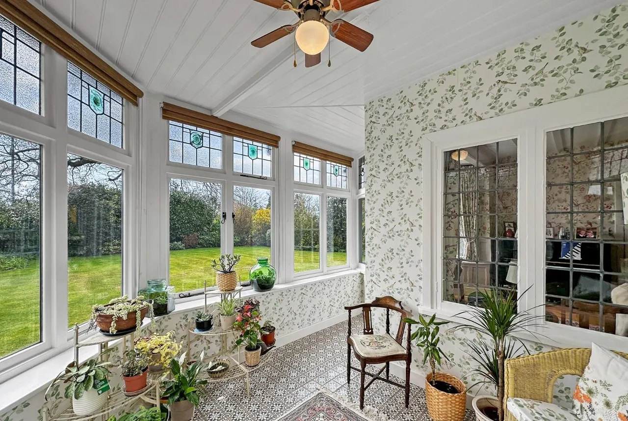 Hale Road, Hale, Cheshire WA15 8DL, photo 26