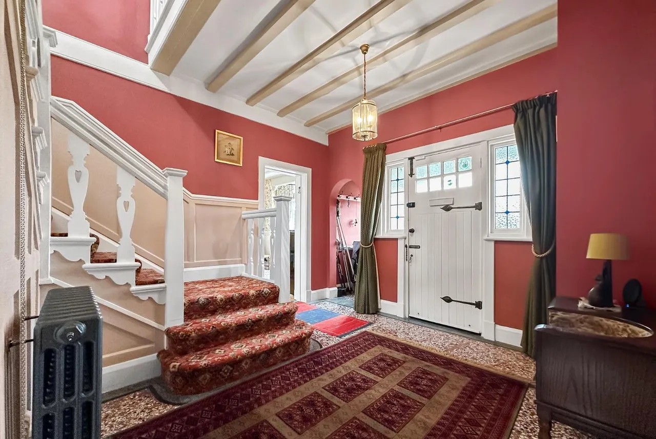 Hale Road, Hale, Cheshire WA15 8DL, photo 9