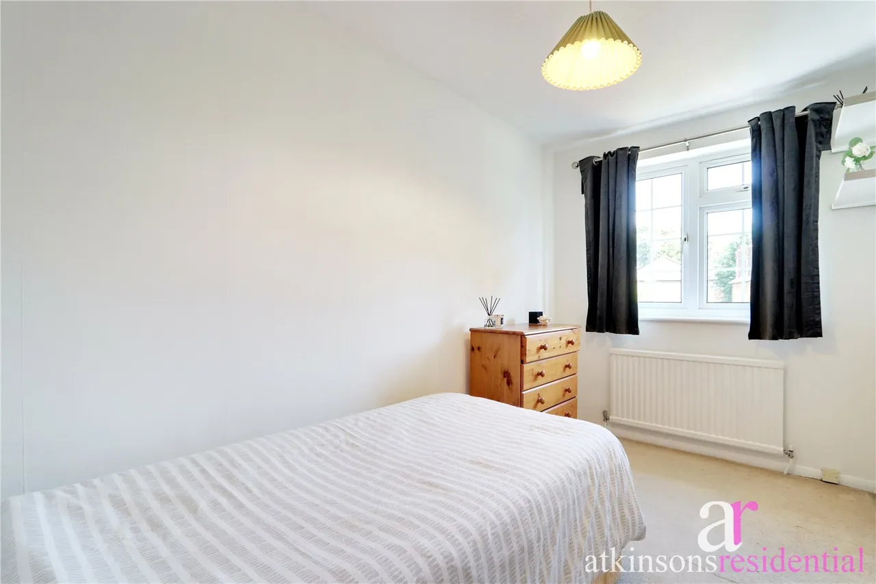Wellington Road, Enfield, Middlesex, EN1 2PE, photo 14