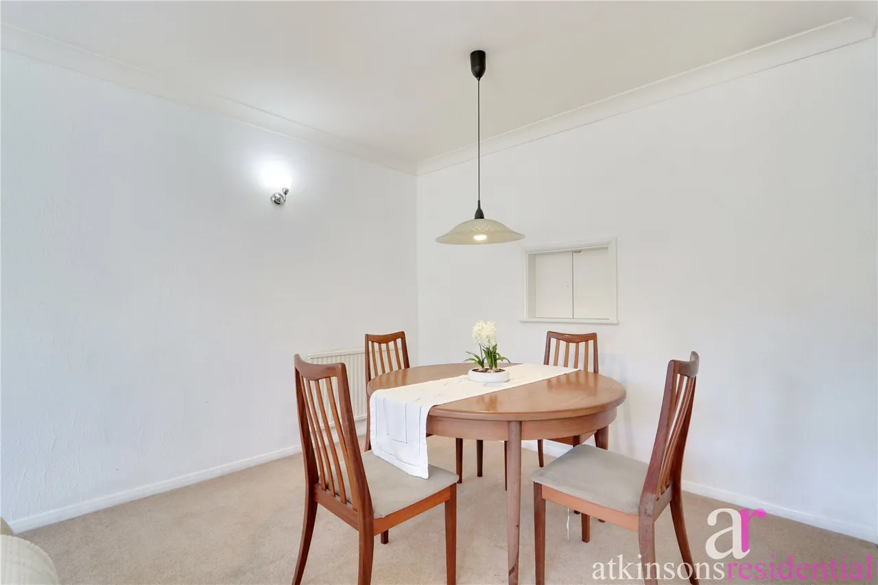Wellington Road, Enfield, Middlesex, EN1 2PE, photo 4