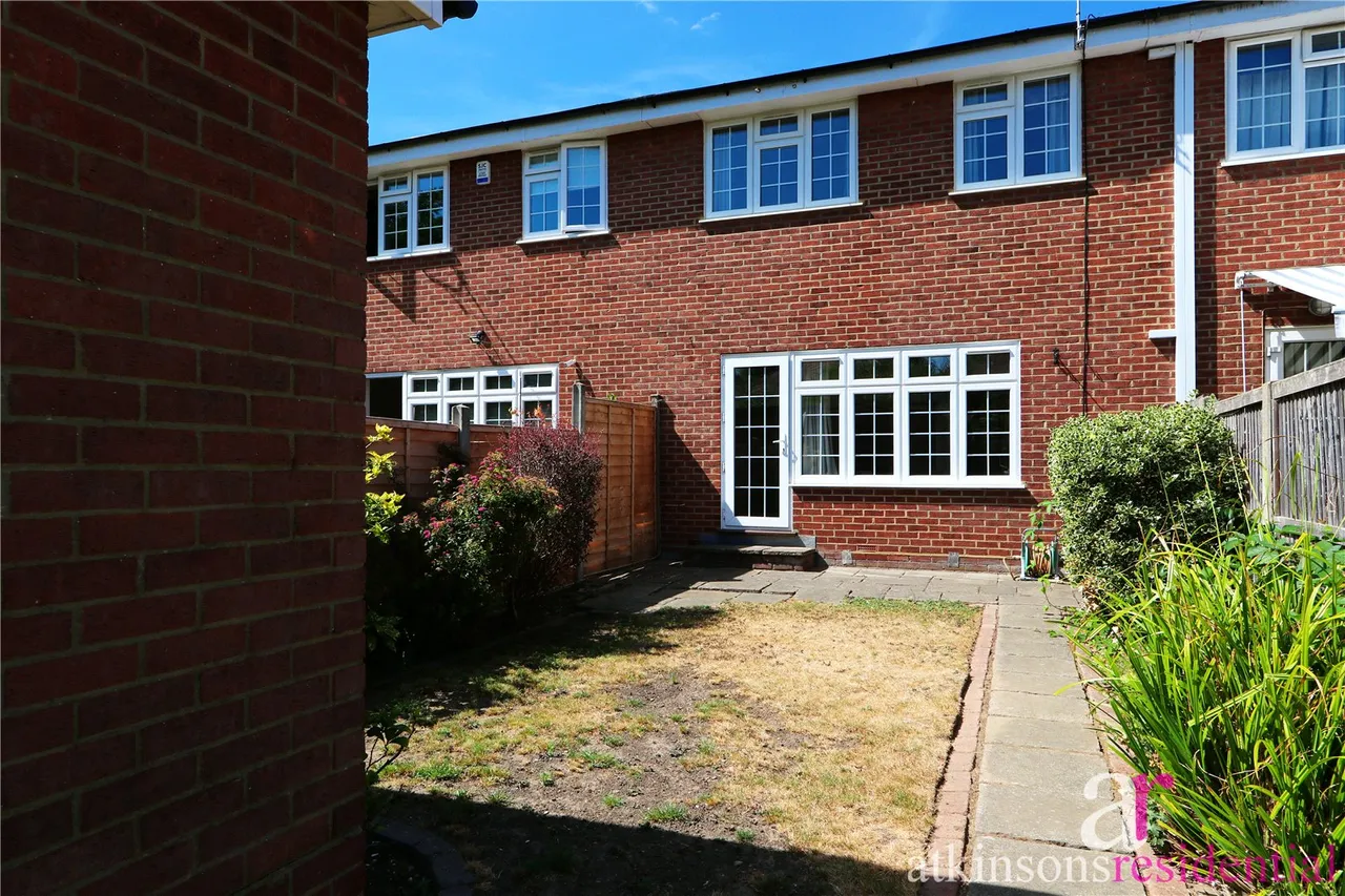Wellington Road, Enfield, Middlesex, EN1 2PE, photo 16