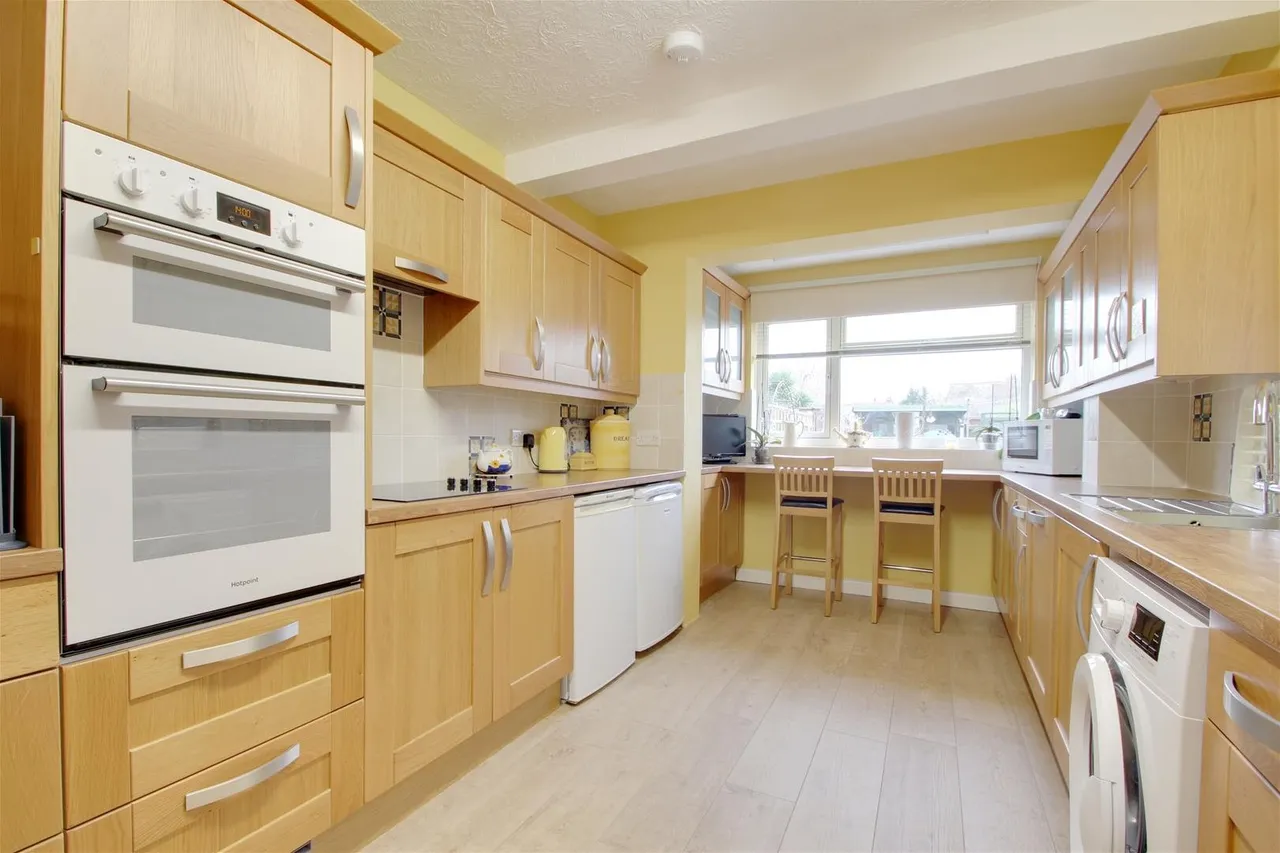 Elm Grove, Worthing, photo 8