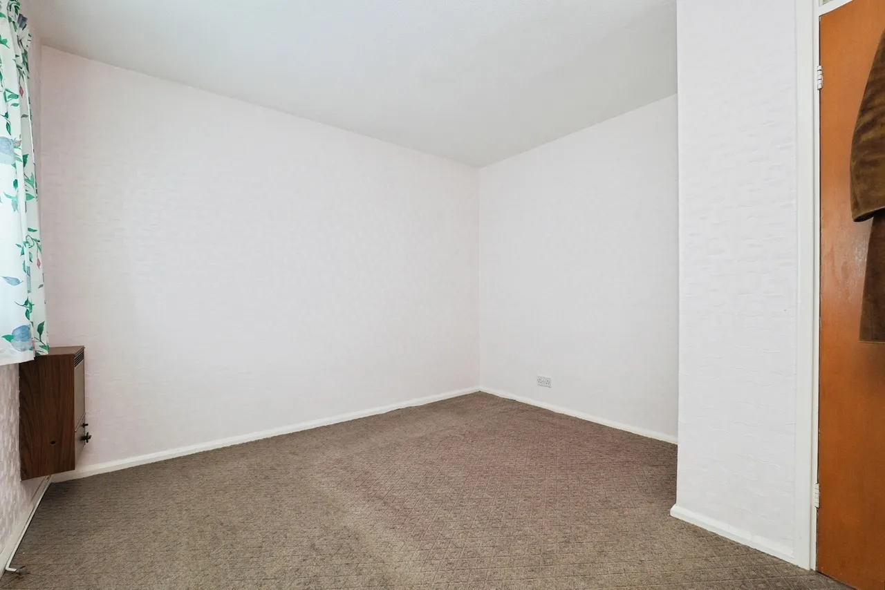 Summerwood Lane, Clifton, Nottingham, NG11, photo 9