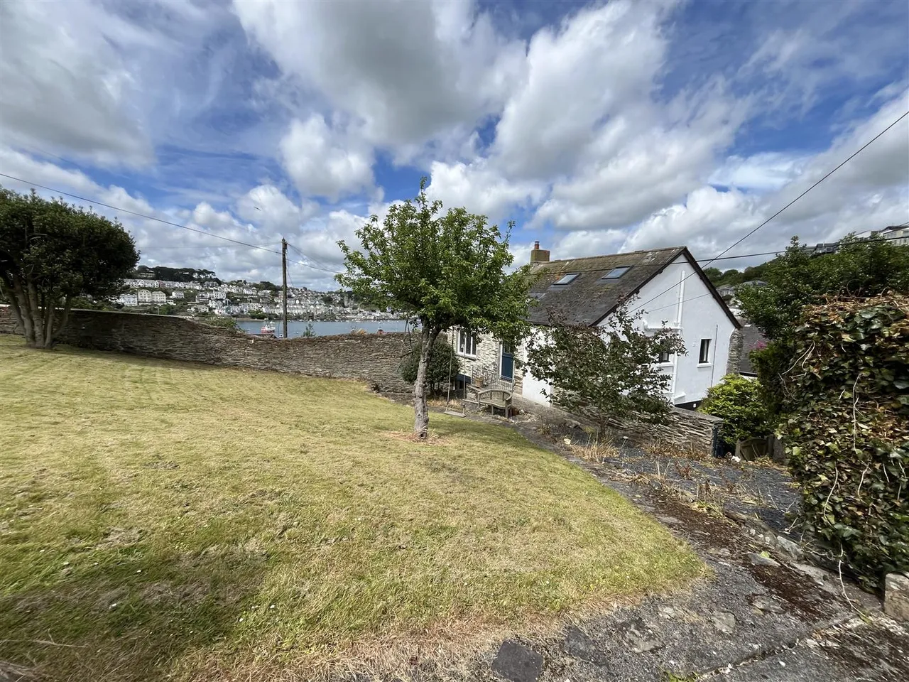 4 bed house for sale, Fore Street, Polruan