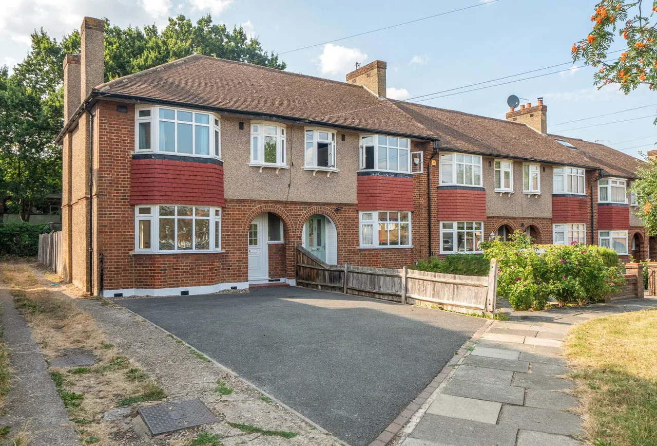 Thurleston Avenue, Morden, SM4 4BW, photo 17