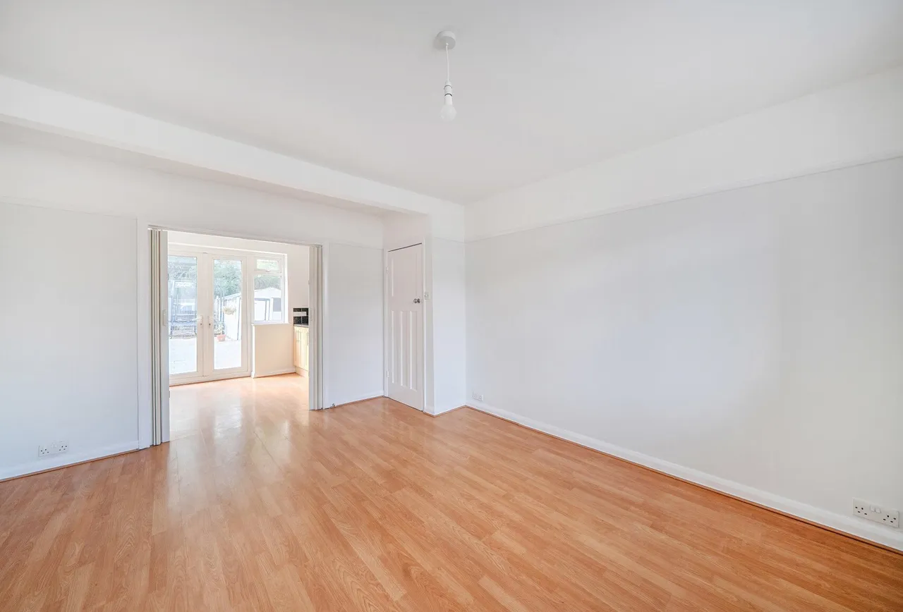 Thurleston Avenue, Morden, SM4 4BW, photo 14