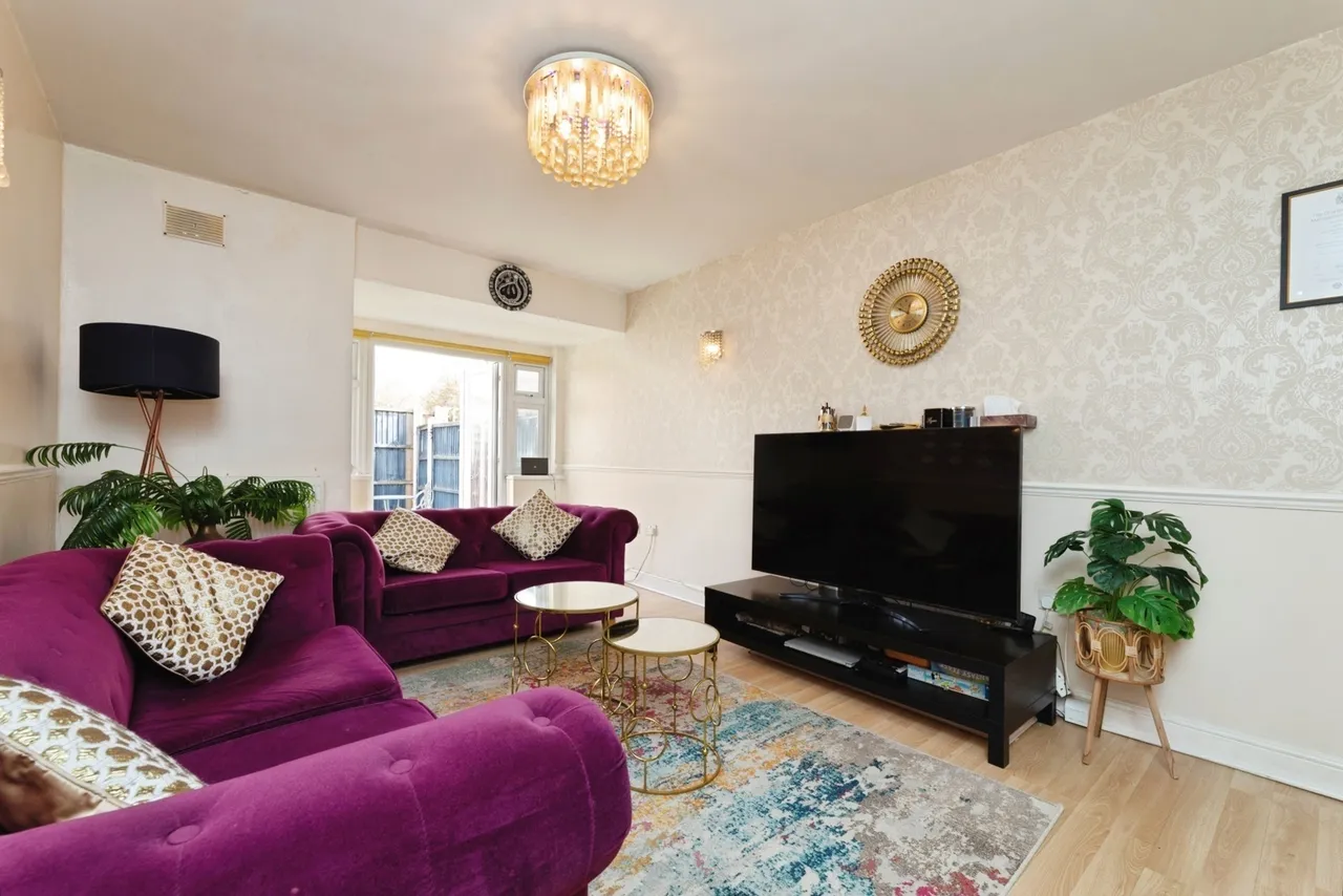 Ley Street, ILFORD, Essex, IG2, photo 8