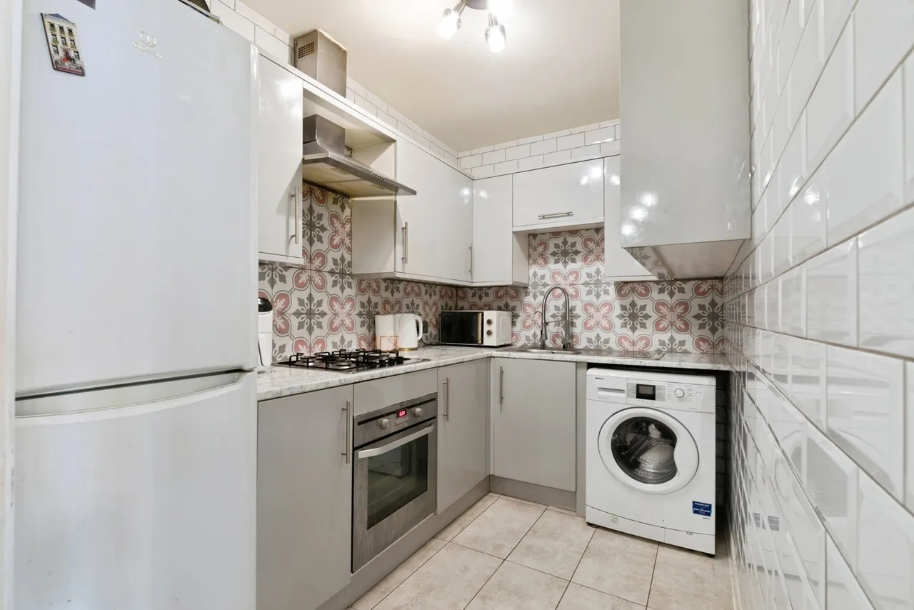 Ley Street, ILFORD, Essex, IG2, photo 5