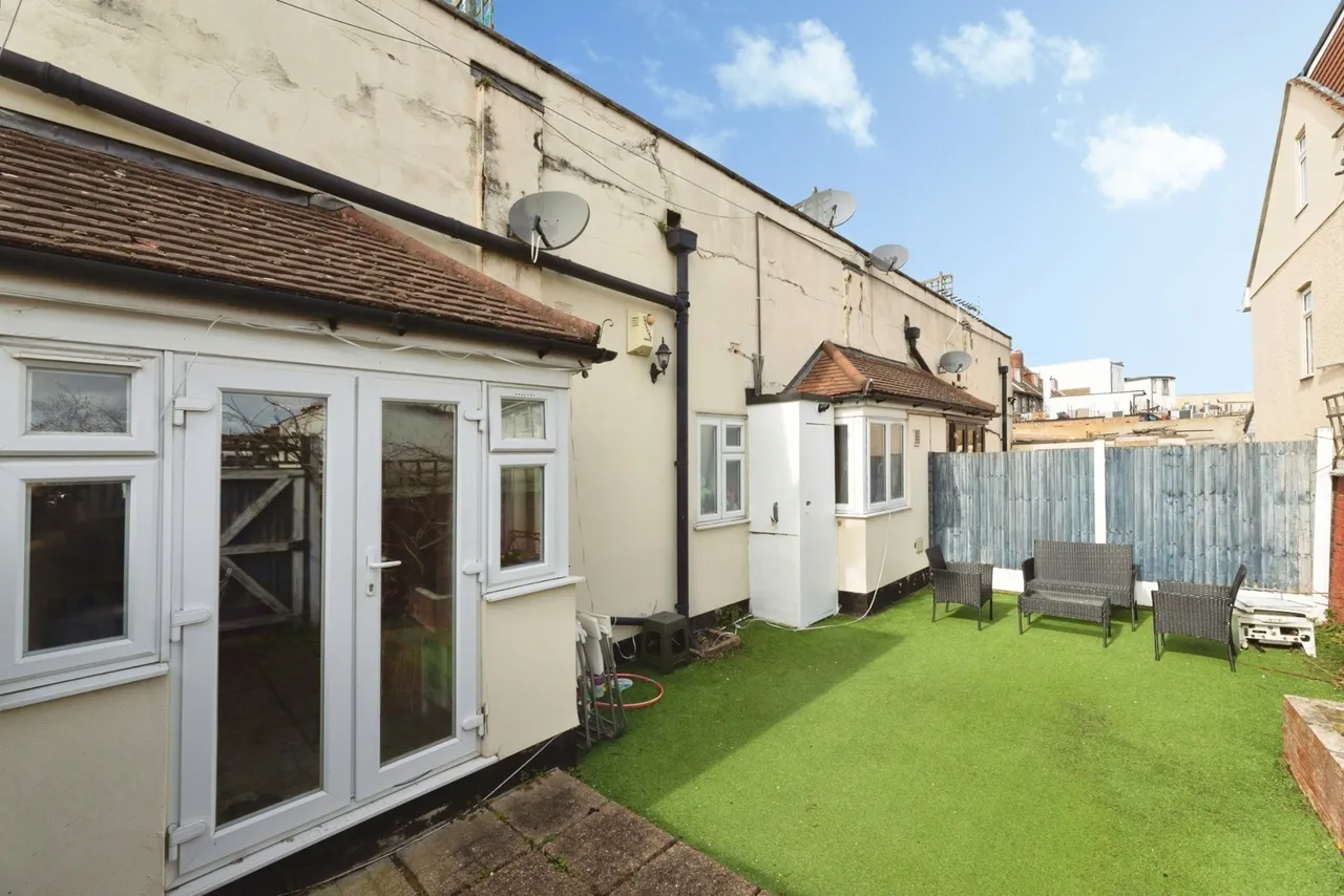 Ley Street, ILFORD, Essex, IG2, photo 15