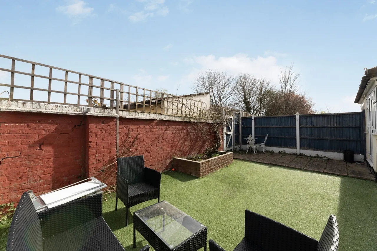 Ley Street, ILFORD, Essex, IG2, photo 14