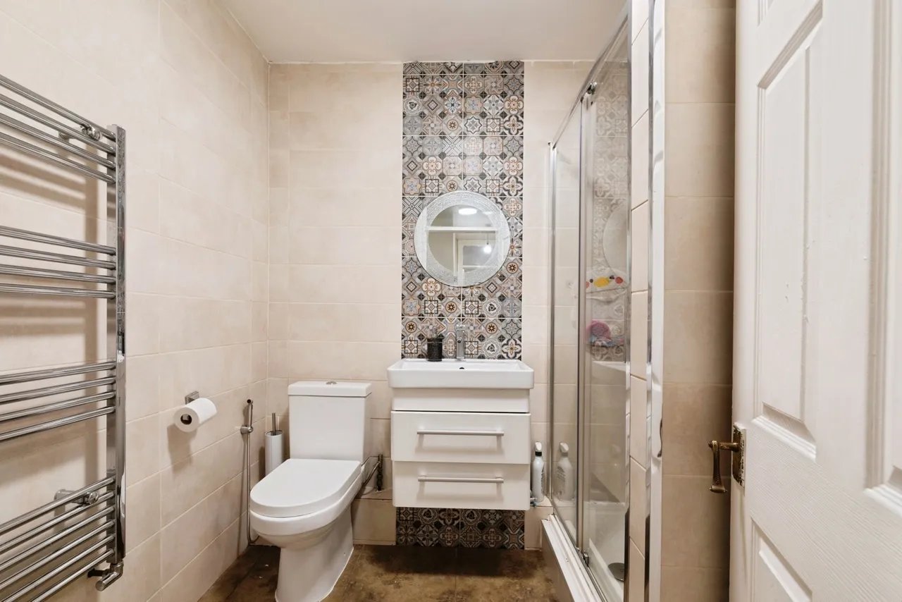 Ley Street, ILFORD, Essex, IG2, photo 12