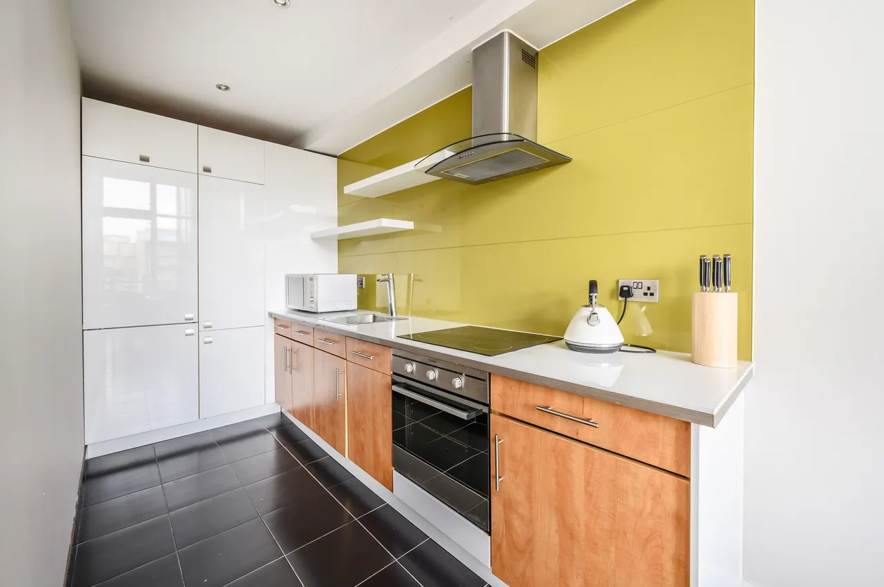 Flat 514, Lawrence House, 238 City Road, London, photo 11