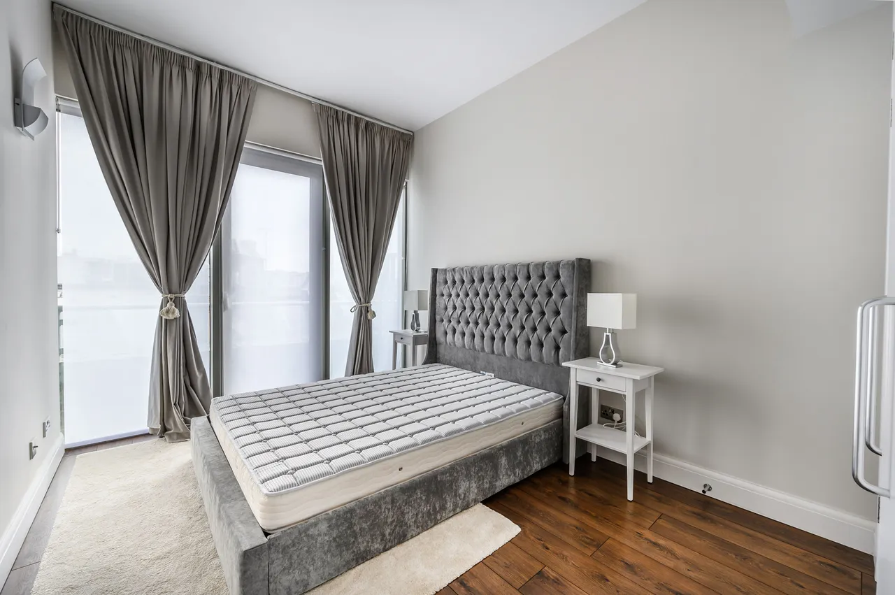 Flat 514, Lawrence House, 238 City Road, London, photo 8