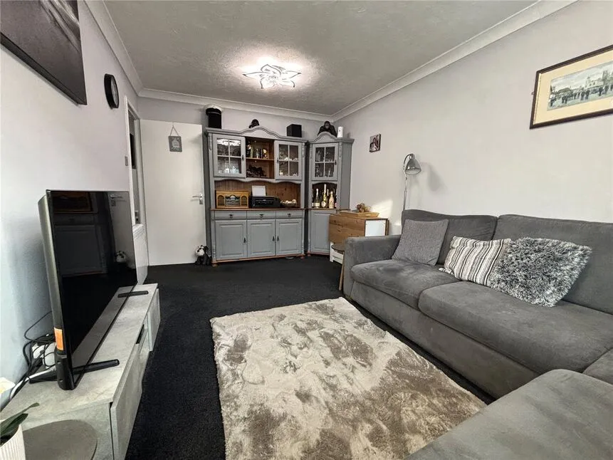 Church Road, Ramsgate, CT11, photo 6