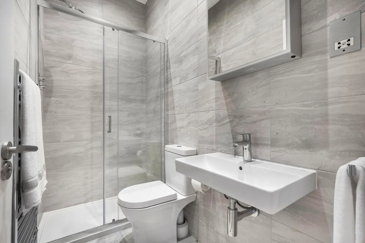 Rocks Lane, Barnes, SW13, photo 11