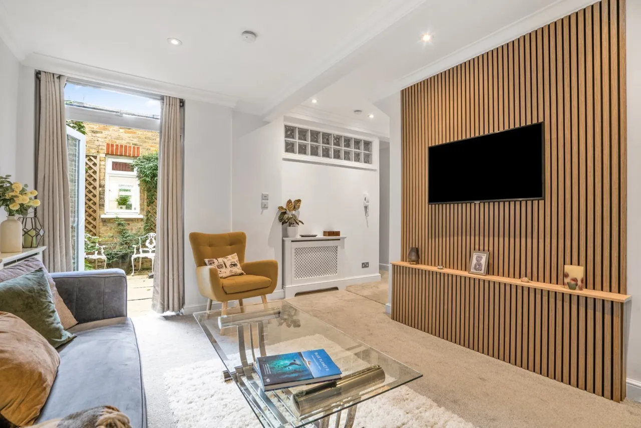 Rocks Lane, Barnes, SW13, photo 3