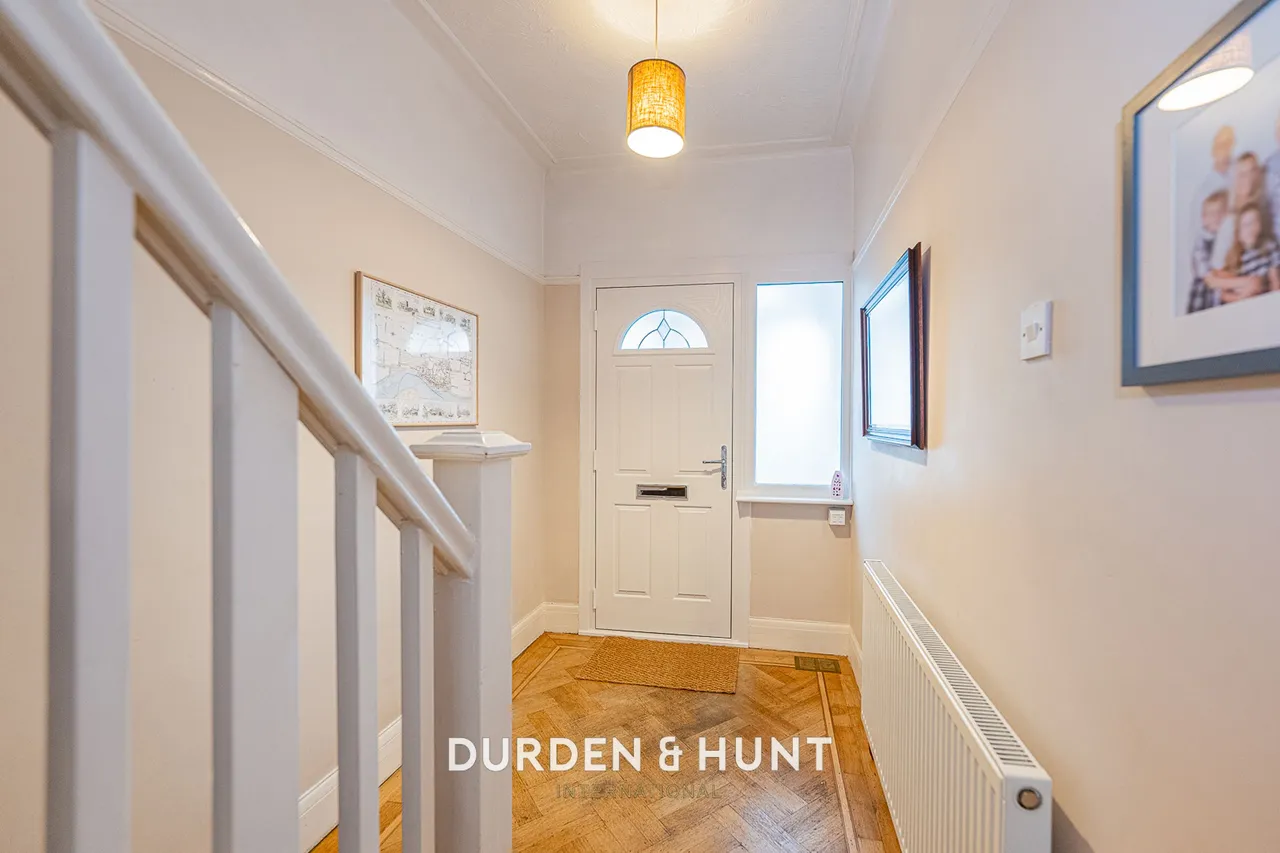 Marguerite Drive, Leigh-On-Sea, SS9, photo 10