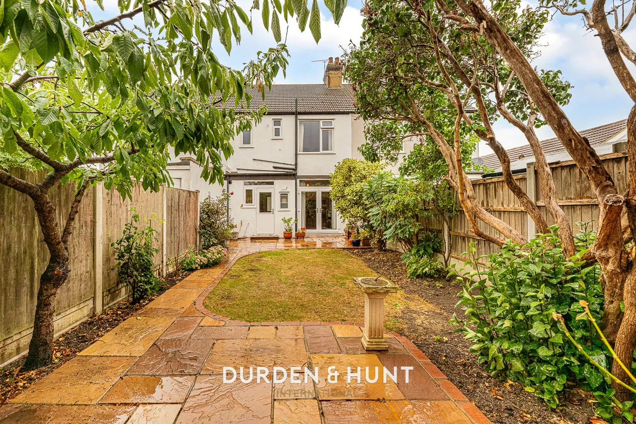 Marguerite Drive, Leigh-On-Sea, SS9, photo 25