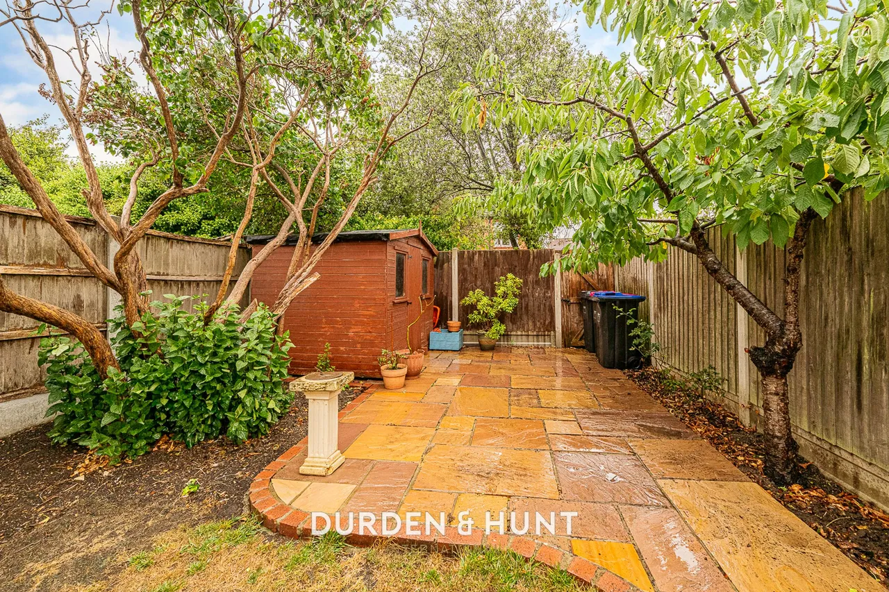 Marguerite Drive, Leigh-On-Sea, SS9, photo 24
