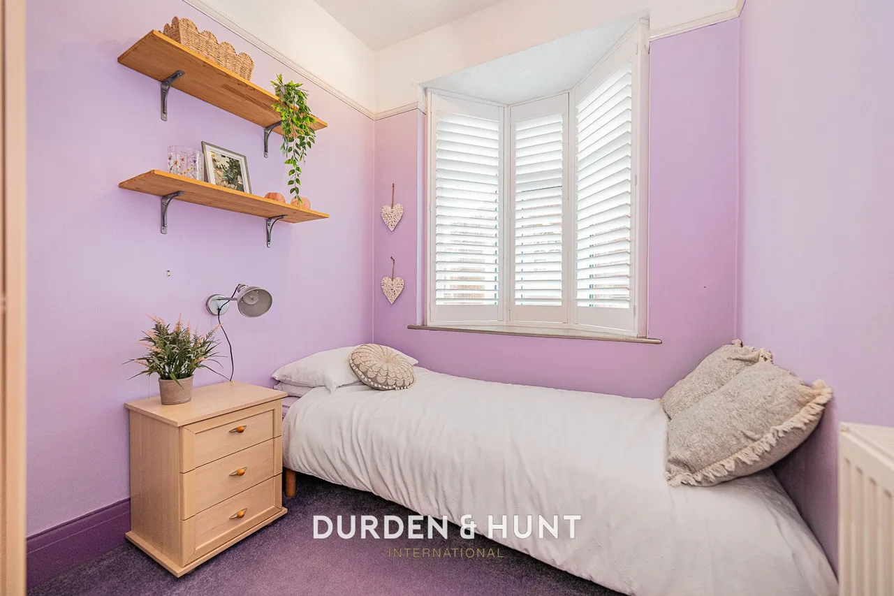 Marguerite Drive, Leigh-On-Sea, SS9, photo 18