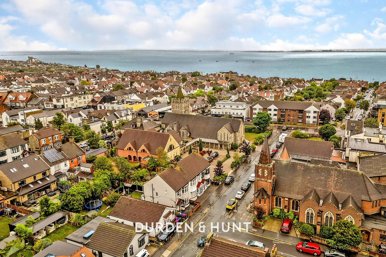 Marguerite Drive, Leigh-On-Sea, SS9, photo 28