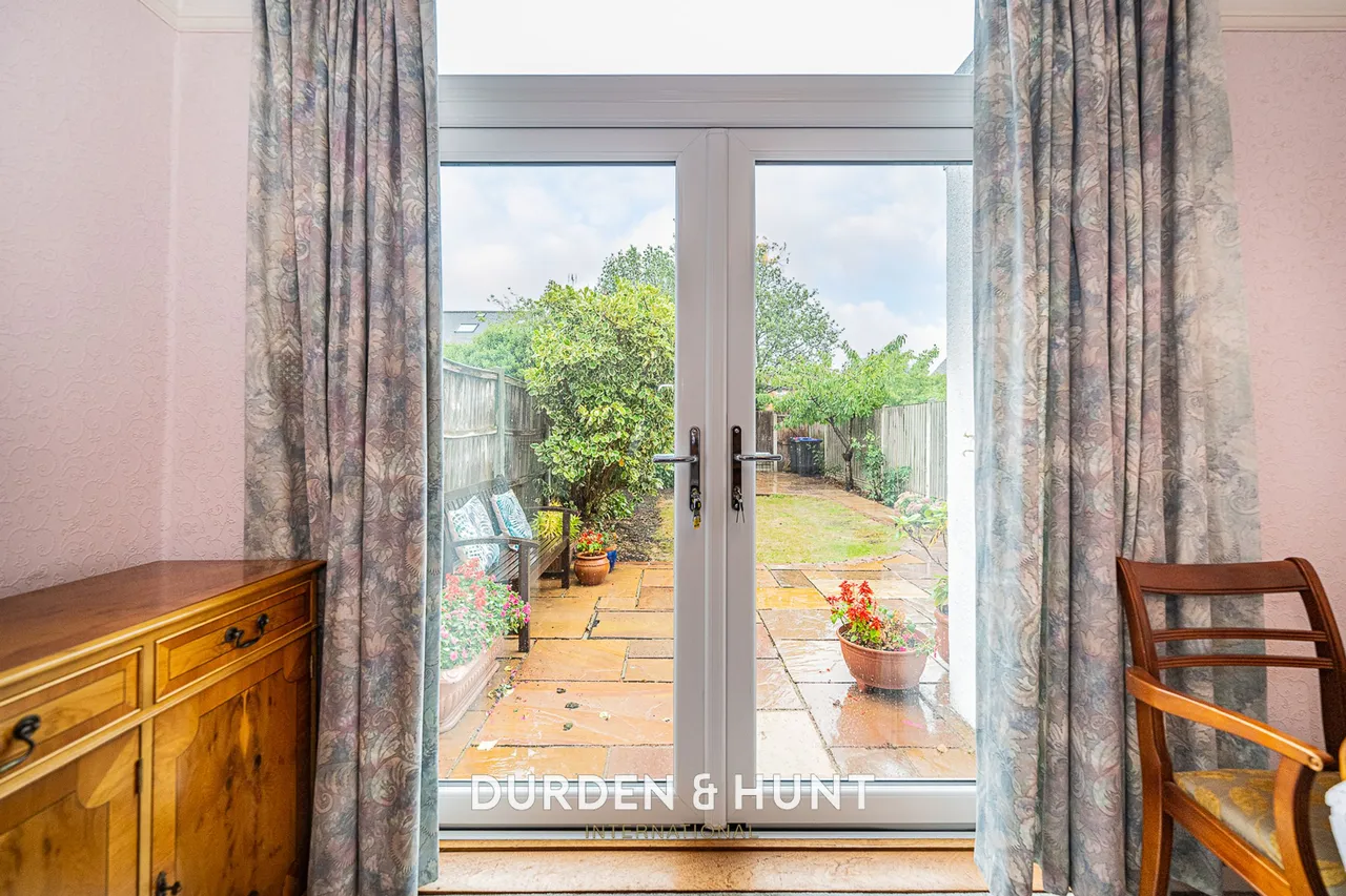 Marguerite Drive, Leigh-On-Sea, SS9, photo 9