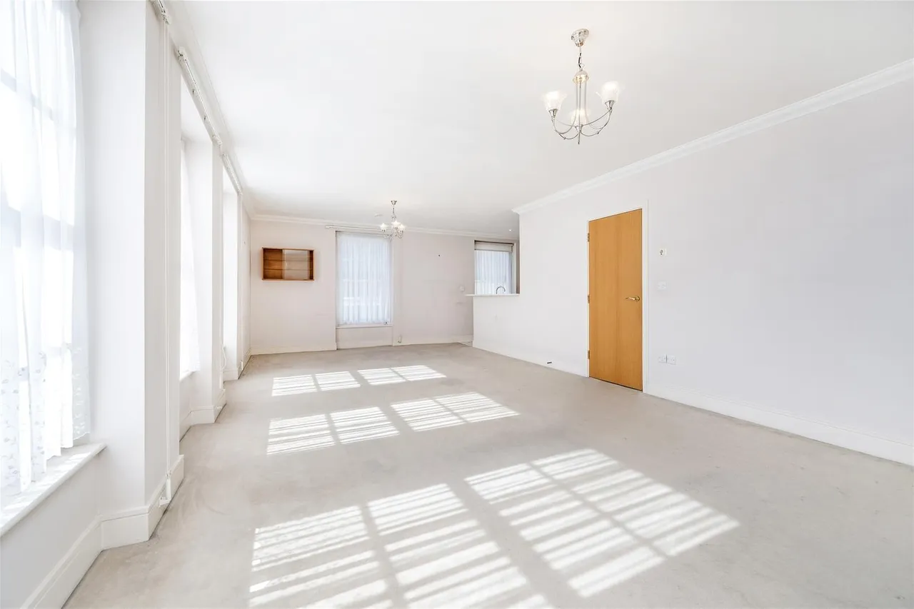 West Heath Avenue, Golders Green, NW11, photo 9
