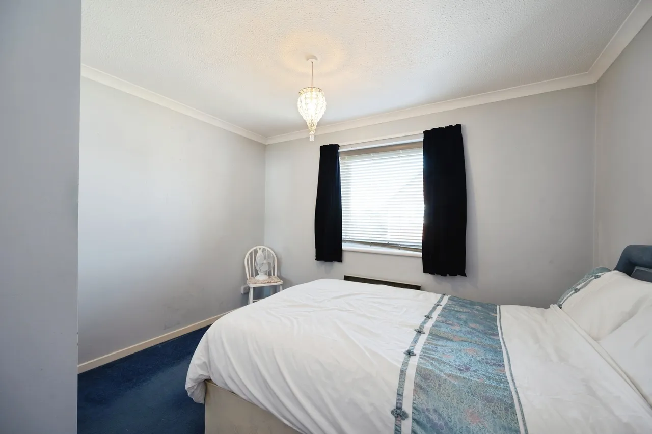 Station Road, Hayling Island, PO11, photo 6