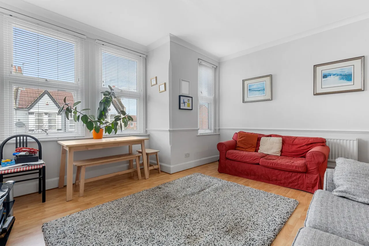 Essex Road, London, NW10, photo 9