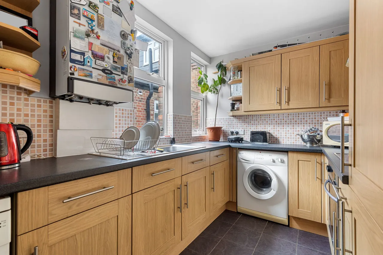 Essex Road, London, NW10, photo 3
