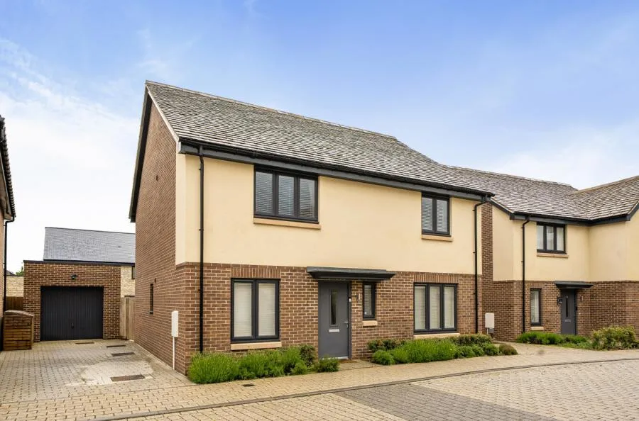 5 bed house for sale, Crimson Gardens, Bicester, OX27